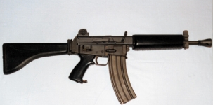 AR-18S.jpg AR-18S.jpg
